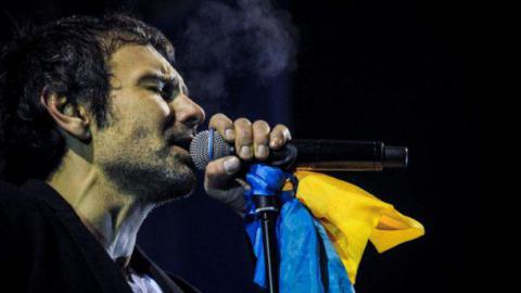 «Океан Ельзи» допоможе потерпілим у зіткненнях під ВРУ «Океан Ельзи» допоможе потерпілим у зіткненнях під ВРУ