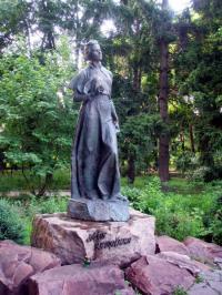 Що робити з "Батьківщиною-Матір'ю". Або соціалістичний реалізм vs національне мистецтво Що робити з "Батьківщиною-Матір'ю". Або соціалістичний реалізм vs національне мистецтво