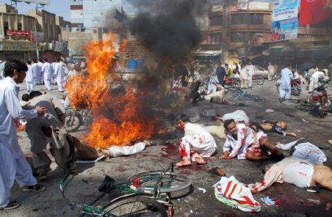 У результаті вибуху в Пакистані загинули 14 осіб, поранені 20