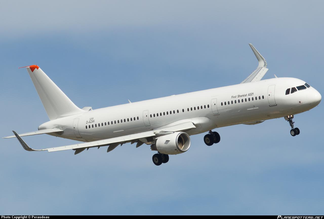 Самолет airbus a321. А321 самолет. Белый Аэробус а321. Самолет Аэрбас 321. Аэробус а321 фото самолета.