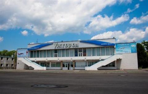 Аеропорт Ужгорода позбавили сертифікатів