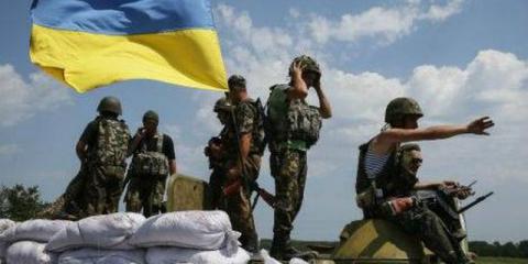 Українські військові нарахували понад 70 обстрілів у зоні АТО (ВІДЕО) Українські військові нарахували понад 70 обстрілів у зоні АТО (ВІДЕО)
