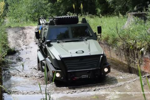 Українські військові провели випробовування турецьких броньовиків (ВІДЕО) Українські військові провели випробовування турецьких броньовиків (ВІДЕО)