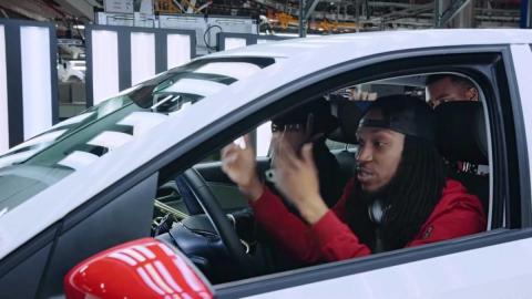 Volkswagen запустив спільний проект із виробником акустики Beats by Dre Volkswagen запустив спільний проект із виробником акустики Beats by Dre