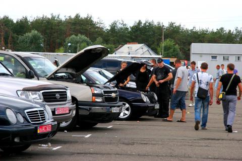 Зниження акцизів на вживані автомобілі: чергова перемога уряду чи обдурені люди? Зниження акцизів на вживані автомобілі: чергова перемога уряду чи обдурені люди?
