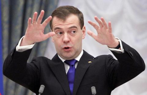Медведєв підтвердив, що Москва може розірвати дипломатичні відносини з Києвом Медведєв підтвердив, що Москва може розірвати дипломатичні відносини з Києвом