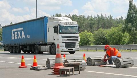 Автоперевізники заплатили 740 тис. грн штрафів Автоперевізники заплатили 740 тис. грн штрафів