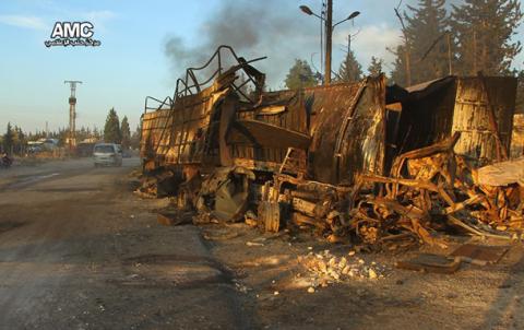Гумконвой у Сирії обстріляли російськими бомбами Гумконвой у Сирії обстріляли російськими бомбами