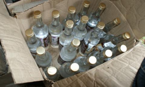 Від отруєння алкоголем на Харківщині померло 18 осіб Від отруєння алкоголем на Харківщині померло 18 осіб