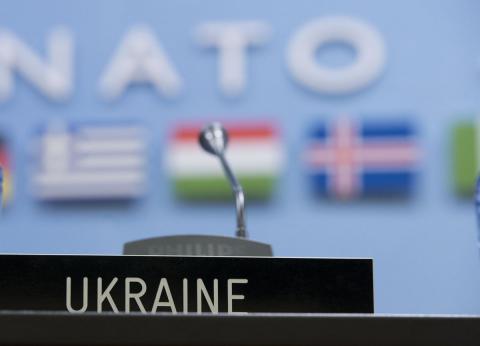 У випадку проведення референдуму за вступ до НАТО проголосували б 44,3% громадян України У випадку проведення референдуму за вступ до НАТО проголосували б 44,3% громадян України