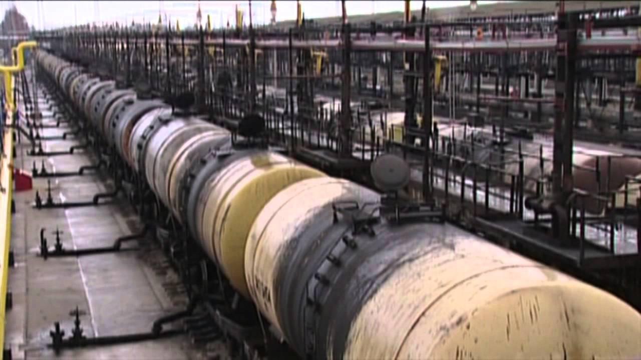 Кременчуг нефтеперерабатывающий завод. Кременчугский нефтеперерабатывающий завод. Кременчуг НПЗ. Укртатнафта Кременчугский НПЗ. Кременчук нафтопереробний завод.