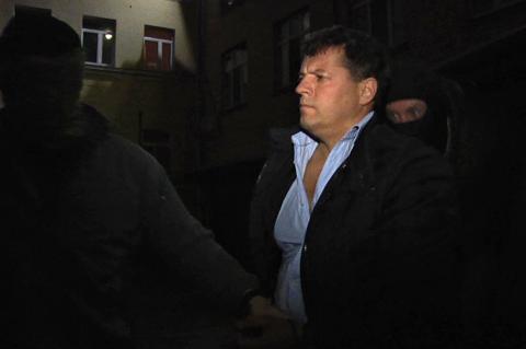 Українського журналіста Романа Сущенко офіційно звинуватили у шпигунстві Українського журналіста Романа Сущенко офіційно звинуватили у шпигунстві