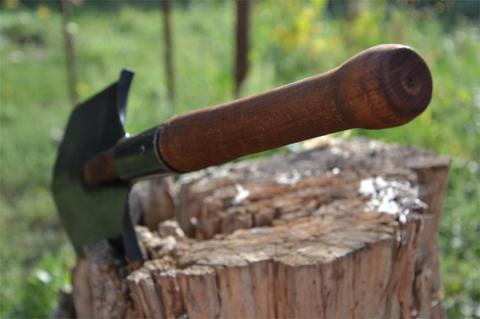 Як саперна лопата рятує життя бійцю АТО (ВІДЕО) Як саперна лопата рятує життя бійцю АТО (ВІДЕО)
