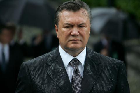 Конституційний Суд розгляне конституційність позбавлення Януковича звання Президента України Конституційний Суд розгляне конституційність позбавлення Януковича звання Президента України