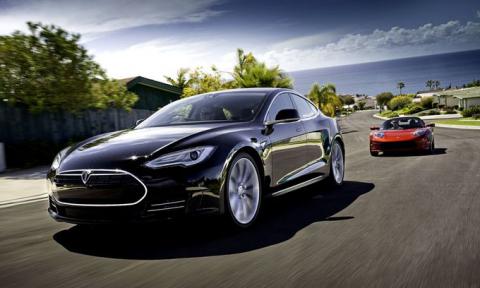 Tesla пропонує спеціальний апгрейд для тих, хто не хоче вдихати викиди у пробках Tesla пропонує спеціальний апгрейд для тих, хто не хоче вдихати викиди у пробках