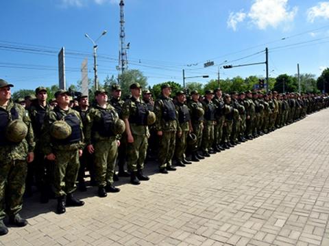Після теракту у Маріуполі поліція Донеччини працює в посиленому режимі Після теракту у Маріуполі поліція Донеччини працює в посиленому режимі