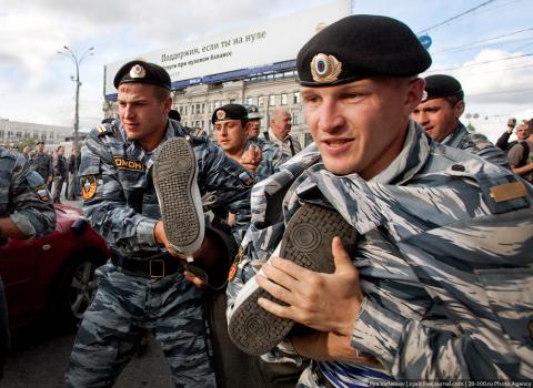 Вибух у метро в Санкт-Петербурзі – спосіб втихомирити населення? Вибух у метро в Санкт-Петербурзі – спосіб втихомирити населення?