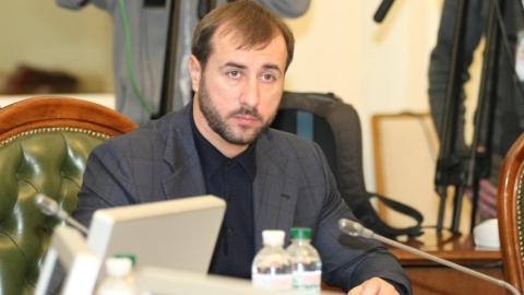 Нардепа від Радикальної партії не допускають у його прийальню(ВІДЕО) Нардепа від Радикальної партії не допускають у його прийальню(ВІДЕО)