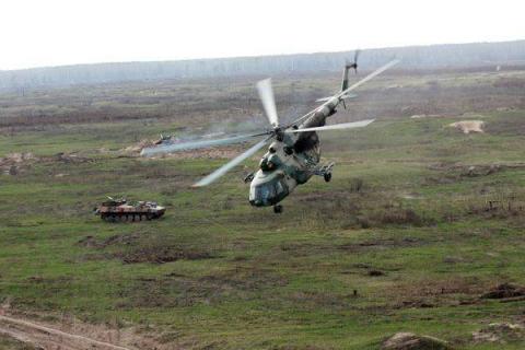 Танкова бригада "Північ" організувала тактичні навчання з бойовою стрільбою (ФОТО) Танкова бригада "Північ" організувала тактичні навчання з бойовою стрільбою (ФОТО)