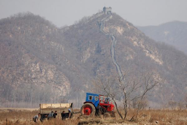 Ніхто не втече: як виглядає кордон Північної Кореї (ФОТО)