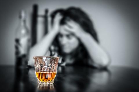 Вчені назвали найнебезпечніший для здоров'я алкогольний напій 