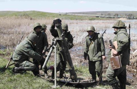 Українські та російські офіцери СЦКК потрапили під обстріл бойовиків