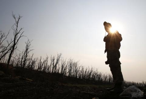 Святковий "режим тиші": сили АТО знову зазнали великих втрат на Донбасі