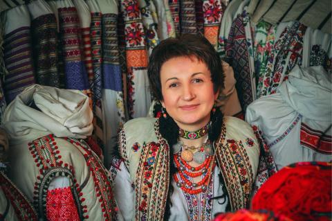 Львів'янка зібрала найбільшу колекцію старих вишиванок