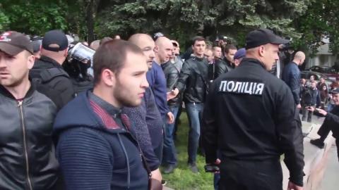 Затримали ще одного підозрюваного у сутичках 9 травня у Дніпрі Затримали ще одного підозрюваного у сутичках 9 травня у Дніпрі