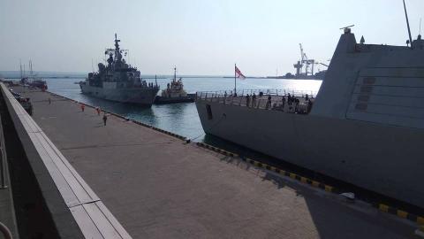 До Одеси прибув військовий флот НАТО (ФОТО)