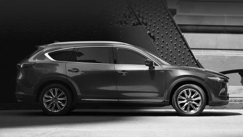 Mazda офіційно розсекретила новий кросовер CX-8 (ФОТО)