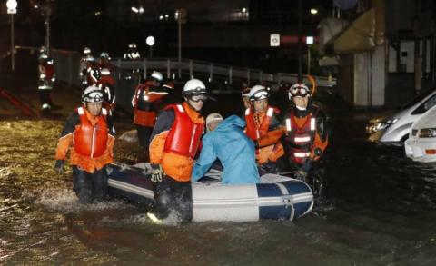 Тайфун у Японії забрав життя однієї людини, ще 86 – отримали поранення