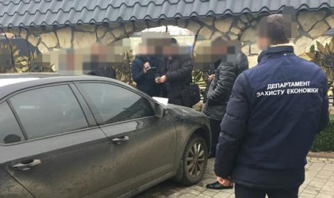 На Львівщині затримали міського голову, який пропонував хабара поліції