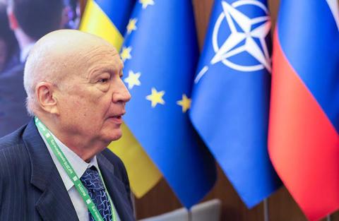 Володимир Горбулін: "Росія не може дозволити собі демократію..." Володимир Горбулін: "Росія не може дозволити собі демократію..."