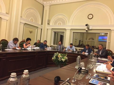 Українському народові та державі - надійні та ефективні спецслужби Українському народові та державі - надійні та ефективні спецслужби