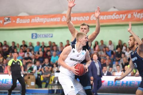«Черкаські мавпи» і «Дніпро» першим матчем за Суперкубок відкрили баскетбольний сезон-18/19 в Україні