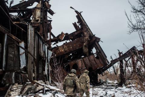 Бойовики 14 разів обстріляли українські позиції, поранено одного військового