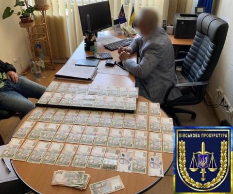 Затримали банду корупціонерів на чолі з топ-чиновником – Луценко