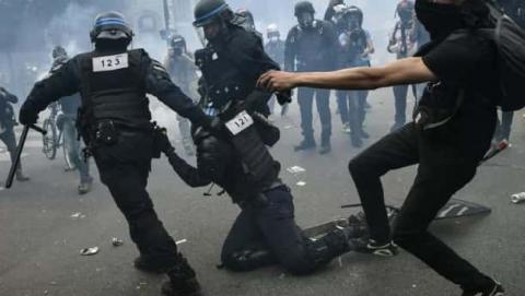 У Парижі сталися сутички під час антирасистської демонстрації
