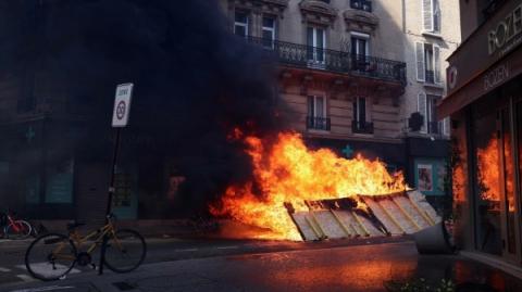 Демонстрація лівих з нагоди 1 травня завершилася погромами у Парижі