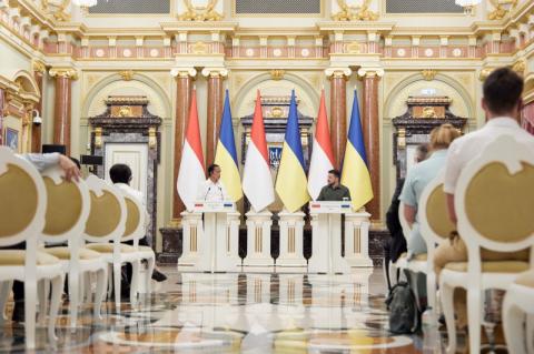 Глава держави провів переговори з Президентом Індонезії, який відвідує Київ