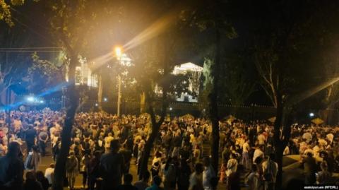 У Єревані протестують через заяви Пашиняна про нібито готовність до компромісу з Азербайджаном
