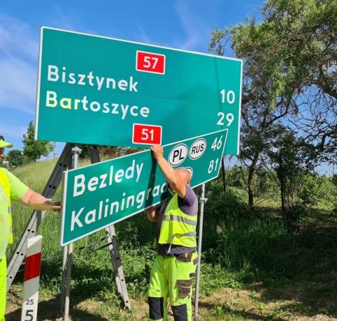 У Польщі почали замінювати дорожні знаки з неправильним написанням Калінінграда