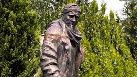 У Тбілісі з’явився пам’ятник герою України Мацієвському