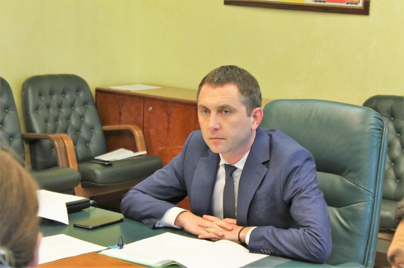 Необхідно забезпечити належні умови на контрольних пунктах пропуску «Каланчак» та «Чонгар», - Юрій Лавренюк Необхідно забезпечити належні умови на контрольних пунктах пропуску «Каланчак» та «Чонгар», - Юрій Лавренюк