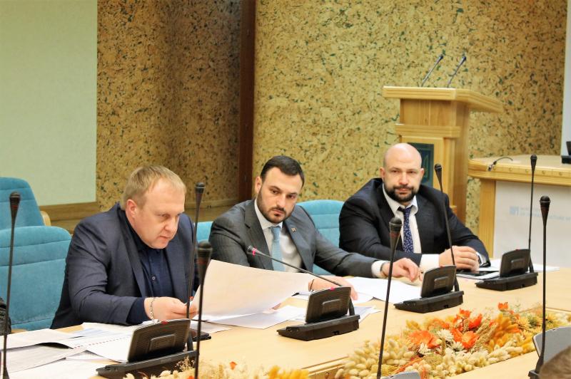 Розглядається три варіанти фінансування будівництва великої кільцевої дороги навколо Києва, - Юрій Лавренюк Розглядається три варіанти фінансування будівництва великої кільцевої дороги навколо Києва, - Юрій Лавренюк