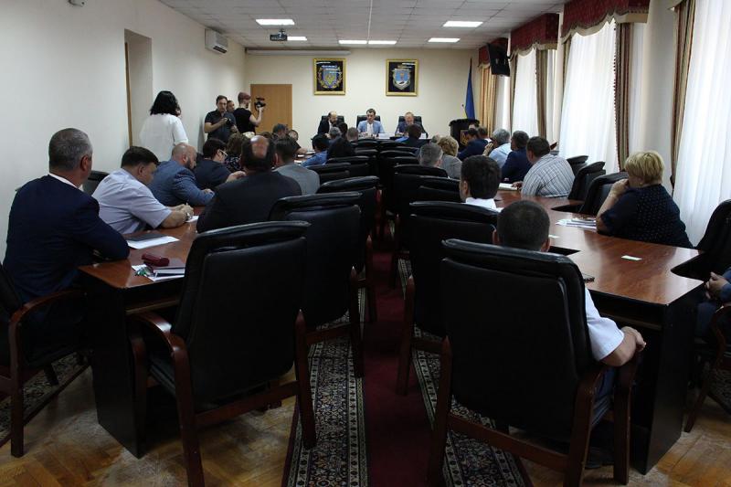 Керівництво Миколаївської області і Укравтодор мають посилити роботу щодо відновлення доріг Миколаївщини, - Володимир Омелян Керівництво Миколаївської області і Укравтодор мають посилити роботу щодо відновлення доріг Миколаївщини, - Володимир Омелян