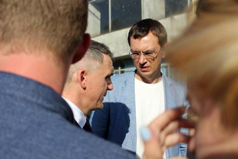 Я відверто незадоволений станом вокзалу в Миколаєві, - Володимир Омелян Я відверто незадоволений станом вокзалу в Миколаєві, - Володимир Омелян