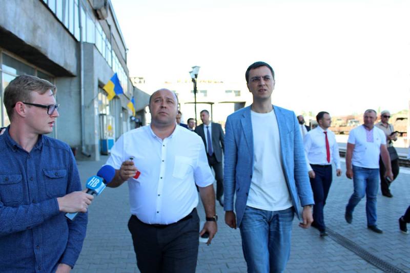 Я відверто незадоволений станом вокзалу в Миколаєві, - Володимир Омелян Я відверто незадоволений станом вокзалу в Миколаєві, - Володимир Омелян