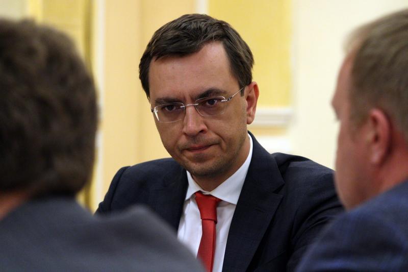 Міністр інфраструктури України доручив терміново організувати процес ремонту автошляхів у Миколаївській області Міністр інфраструктури України доручив терміново організувати процес ремонту автошляхів у Миколаївській області
